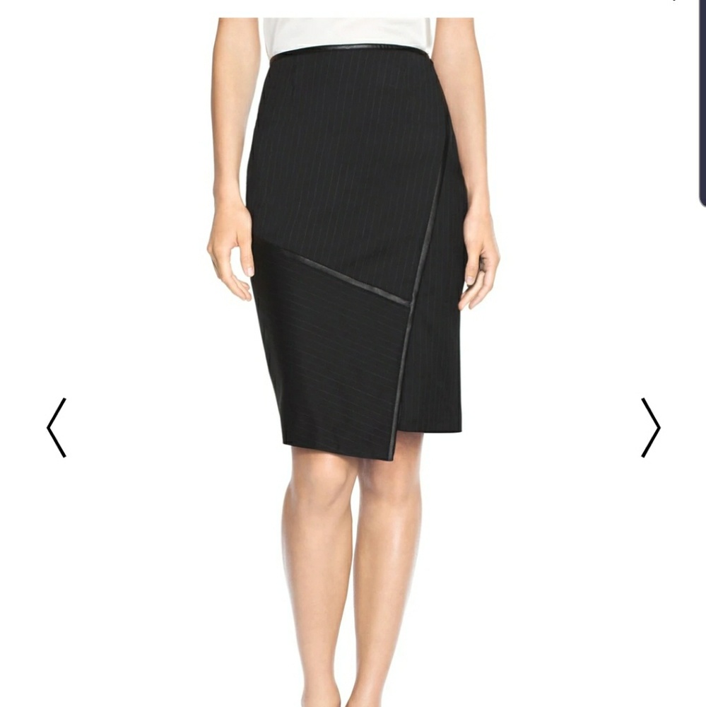 NWT White House Black Market skirt